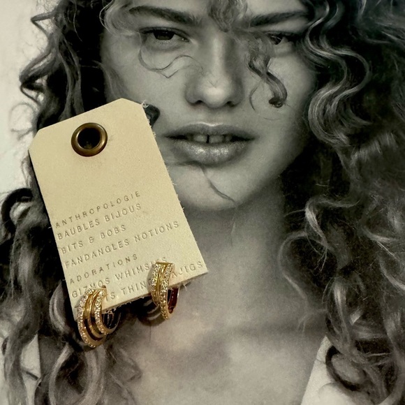 Anthropologie Jewelry - Anthropologie Elegant Gold and diamond Earrings